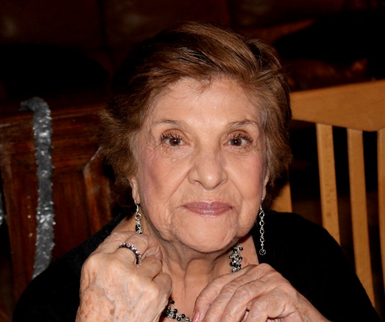 Obituario de Nora T. Ugarte