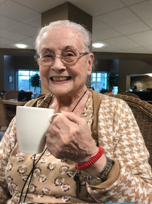 Obituary of Myrtle Yvonne (Dolly Dot) Woods Parker