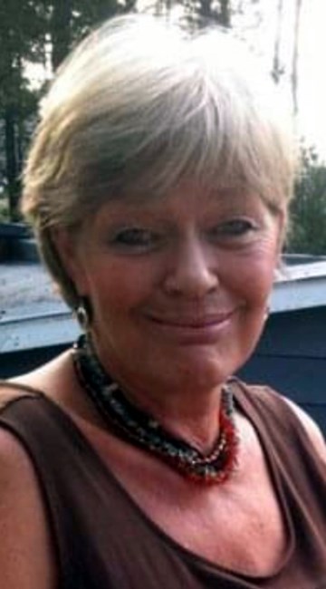 Obituary of Suzette Kirk Petersen