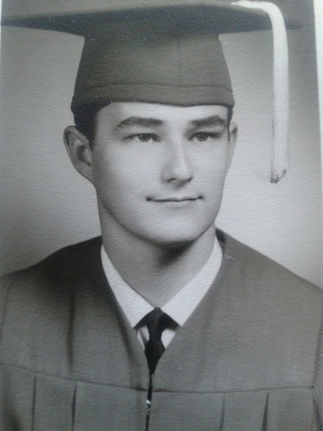 Obituario de Juan J.L. Lester Coursey