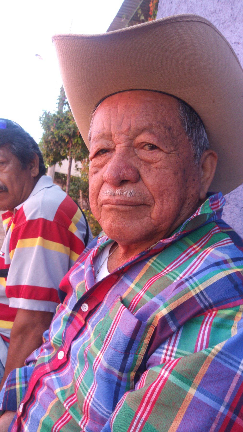 Obituary of Onesimo Modesto Castellanos Gonzalez