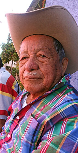 Obituary of Onesimo Modesto Castellanos Gonzalez
