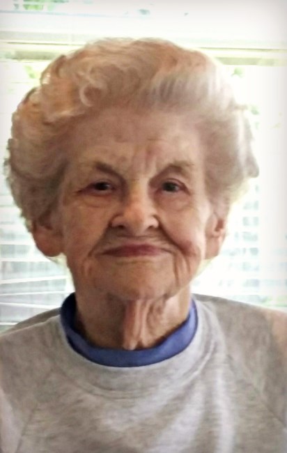 Obituary of Patricia J Holt