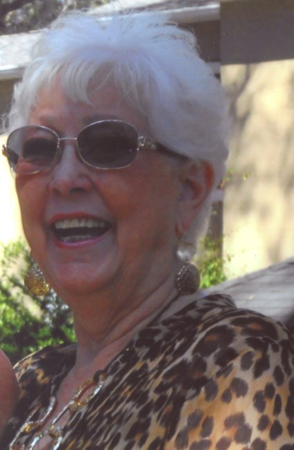 Obituario de Maxine Smith Hall