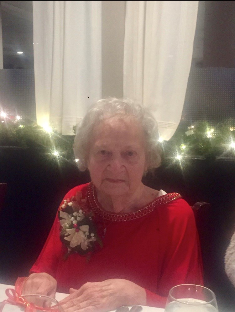 Obituary of Evelyn Summers