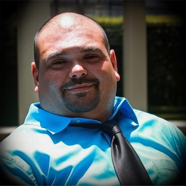 Obituary of Raul Rosales