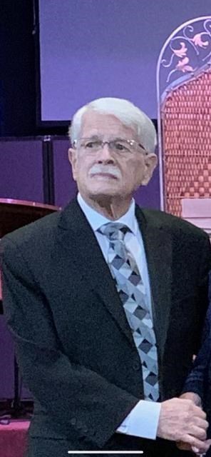 Obituario de David E Bridges