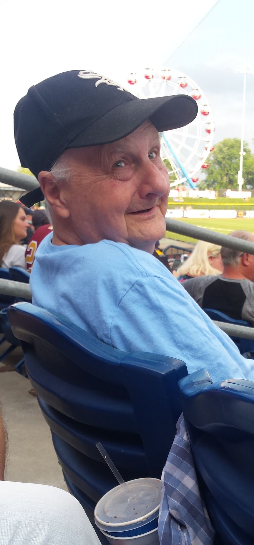 Obituary of William "Dusty" E. Rhodes