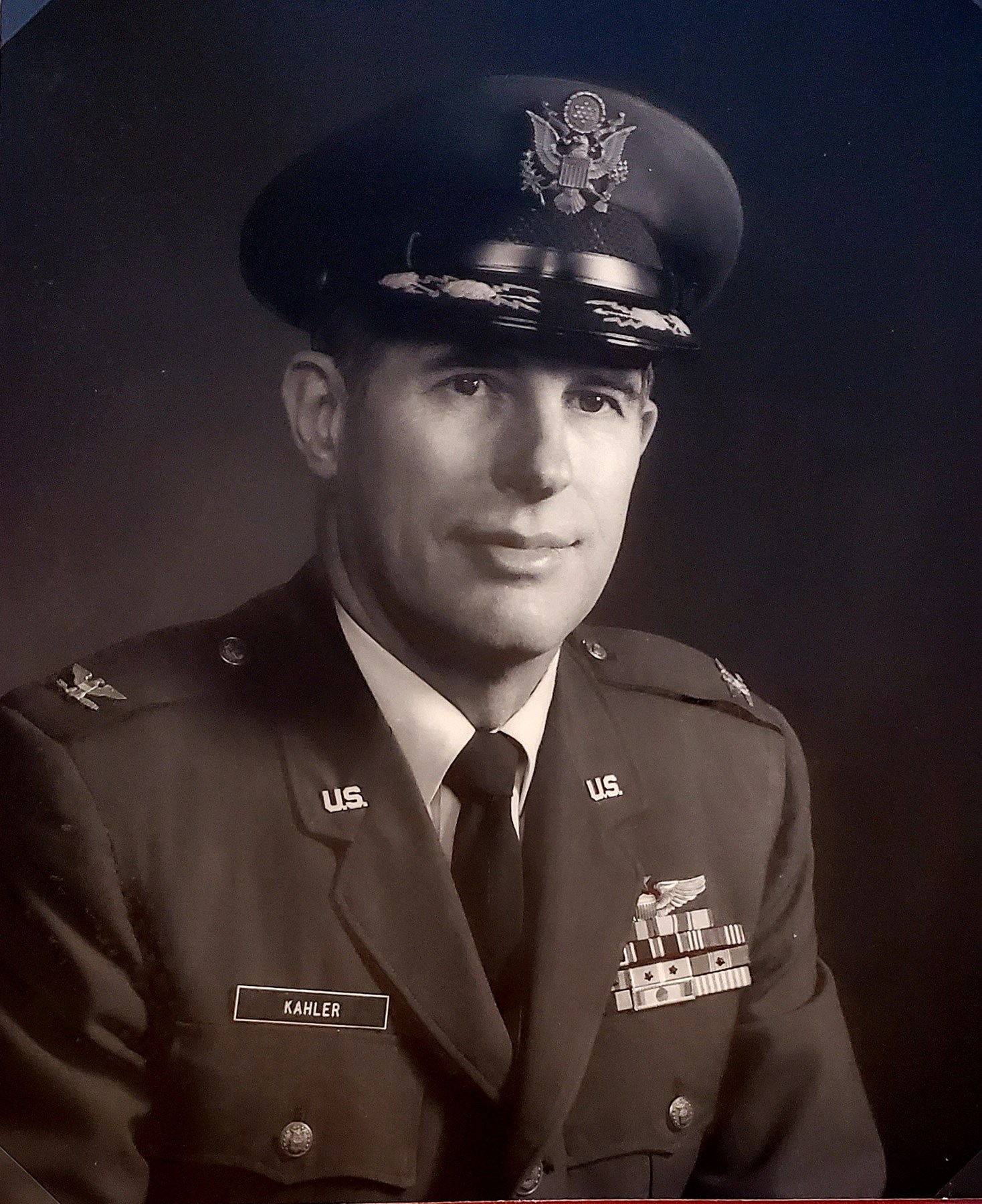 Obituario de Richard Eugene Kahler