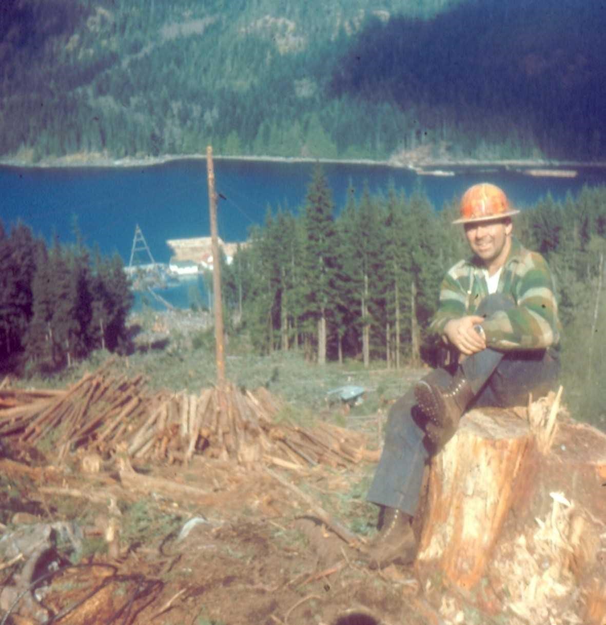 Obituary of William Leonard Crawford