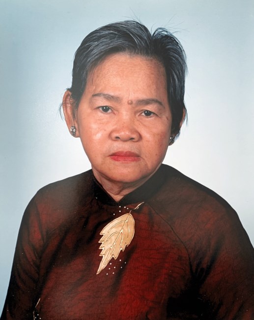 Obituary of Ngoc-Cam Thi Nguyen