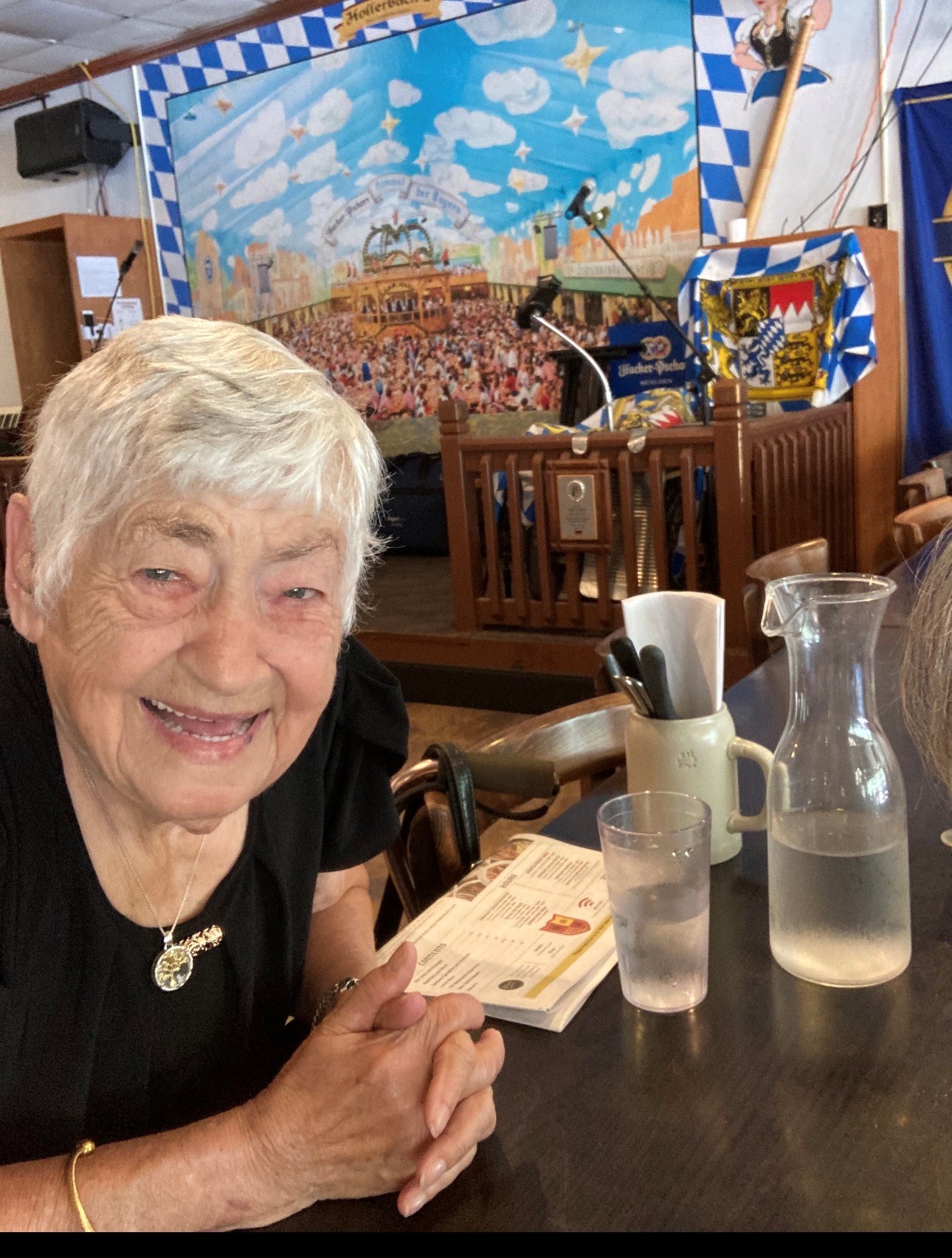 Obituary of Elisabeth Benhart