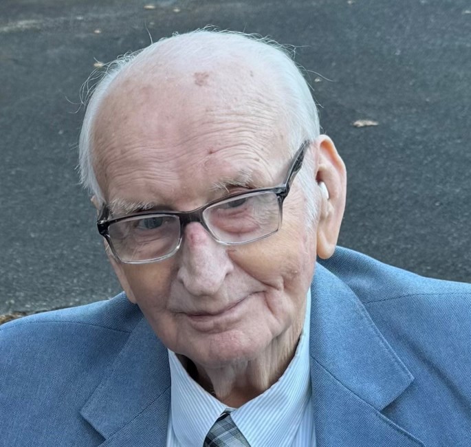 Obituario de Carrol E. Helton