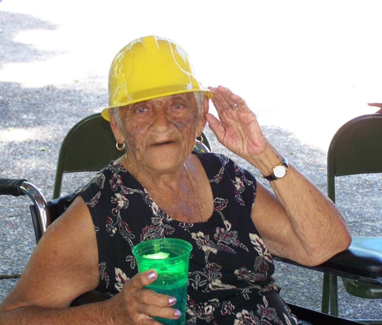 Obituary of Dolores "Lola" Piñeiro Vega