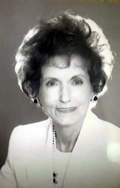 Obituary of Helen Lois Simmonds