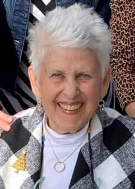 Obituario de Catherine Schmitz