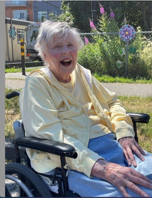 Obituary of Ulrike "Ulla" Locklin