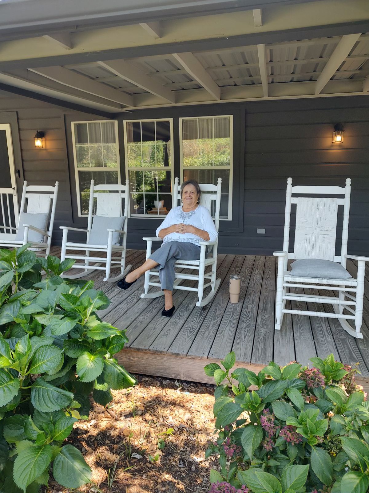 Obituary of Iris Elizabeth (Beth) Rowe Lisenby