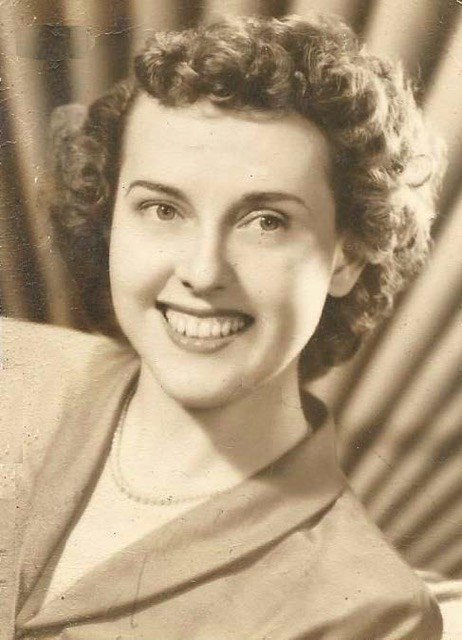 Obituary of Lillian Kopecky Curry