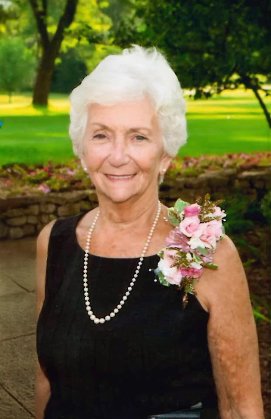 Obituary of Evelyn Reta Sanders