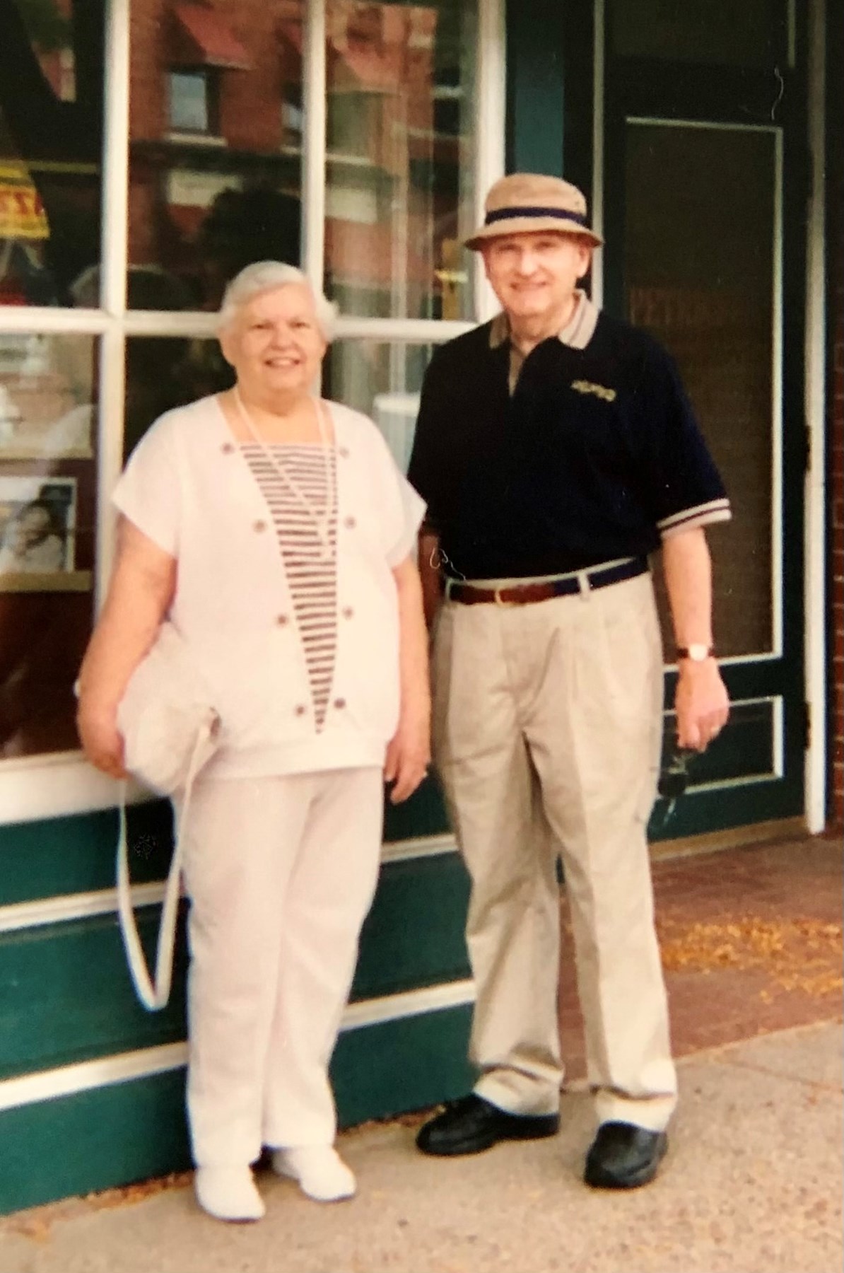 Obituary of Joyce Elaine Aris