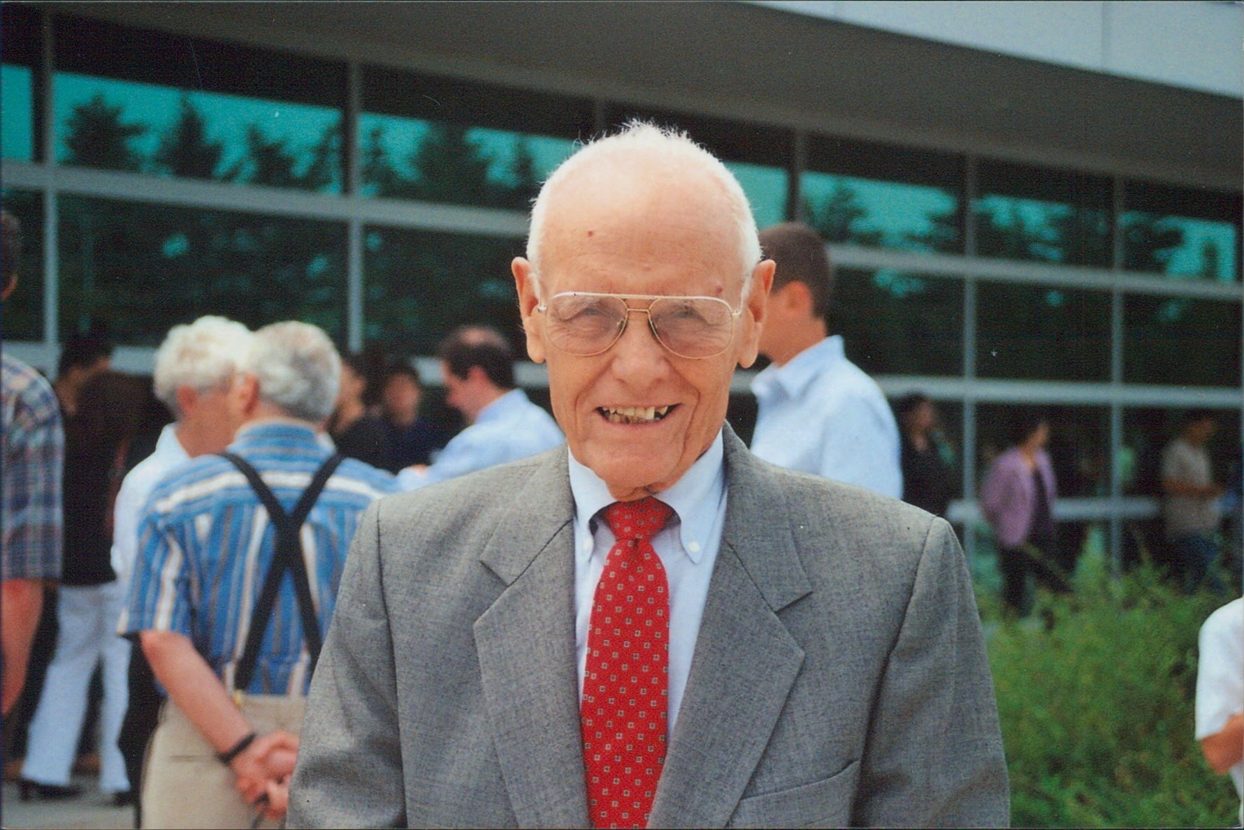 Obituario de Walter R. Schultz