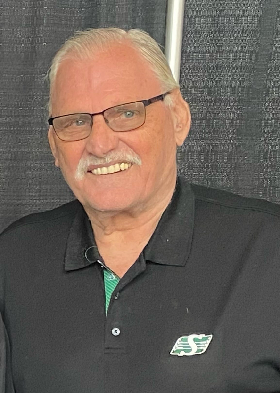 Obituary of Robert Mikel Lochbaum