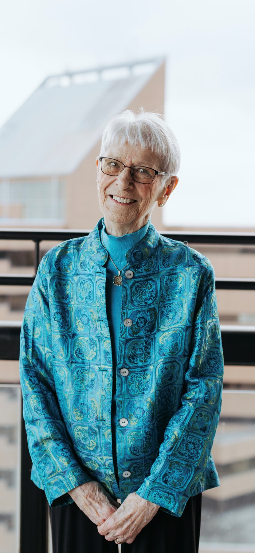 Obituary of Louise Perlt