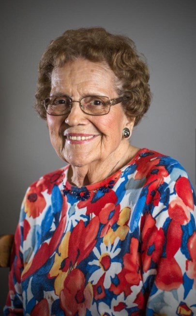 Obituary of Evelyn Rose Caramella