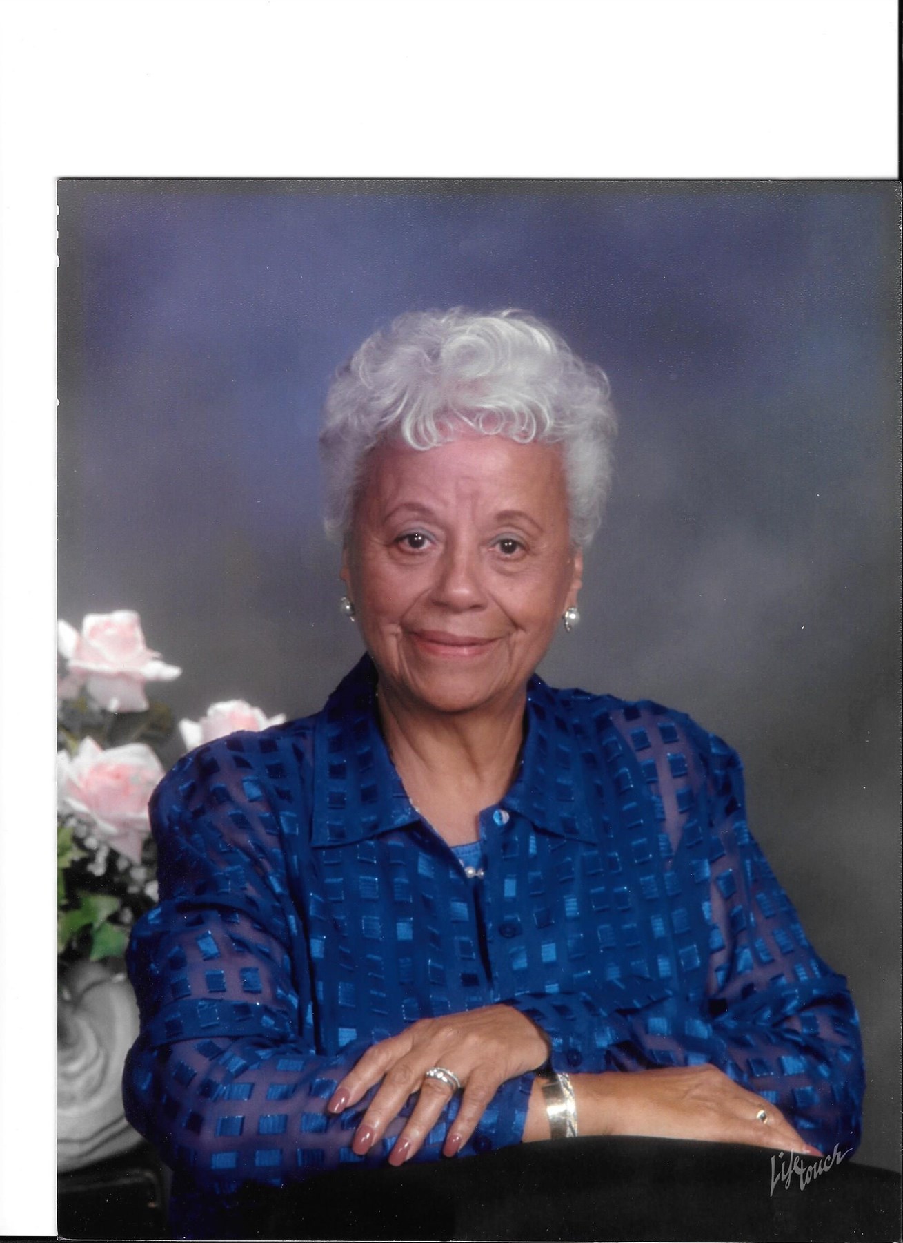 Obituary of Olive J Cox