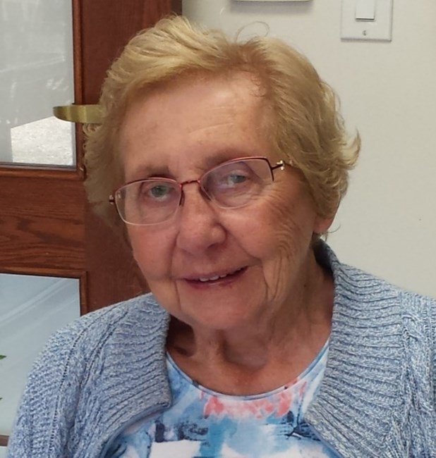 Obituario de Anne Drysdale