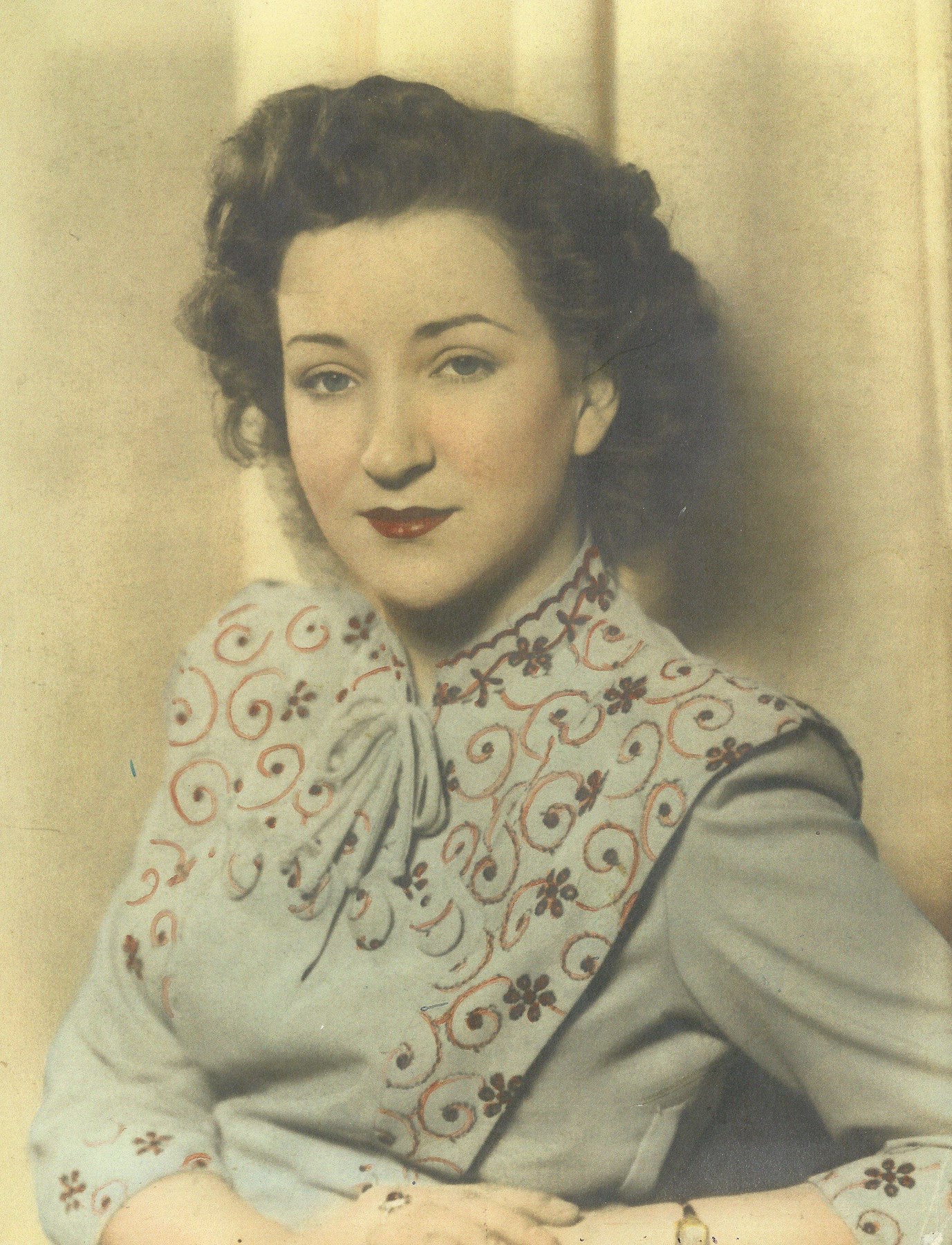 Obituary of Louise Lewis