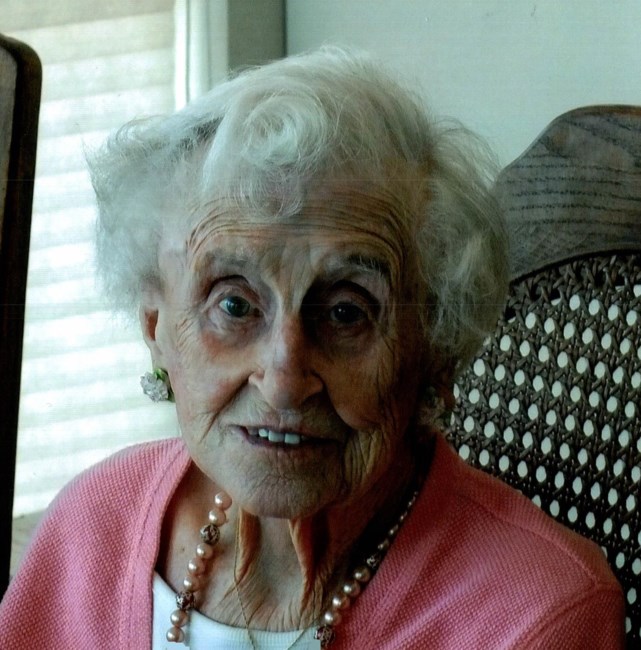 Obituario de Mrs. Mary Margaret (Farrell) Leah