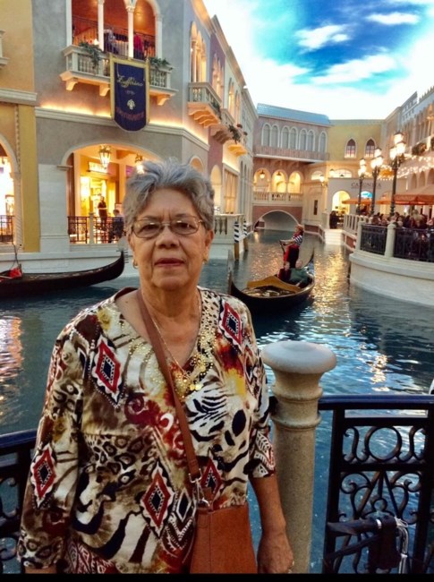 Obituary of Luz Maria Bustos
