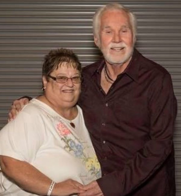 Kenny Rogers Obituary Sandy Springs Ga Christopher cody, originally christopher cody cyrus, was born to kristin lucky and billy ray cyrus on april 8, 1992. kenny rogers obituary sandy springs ga