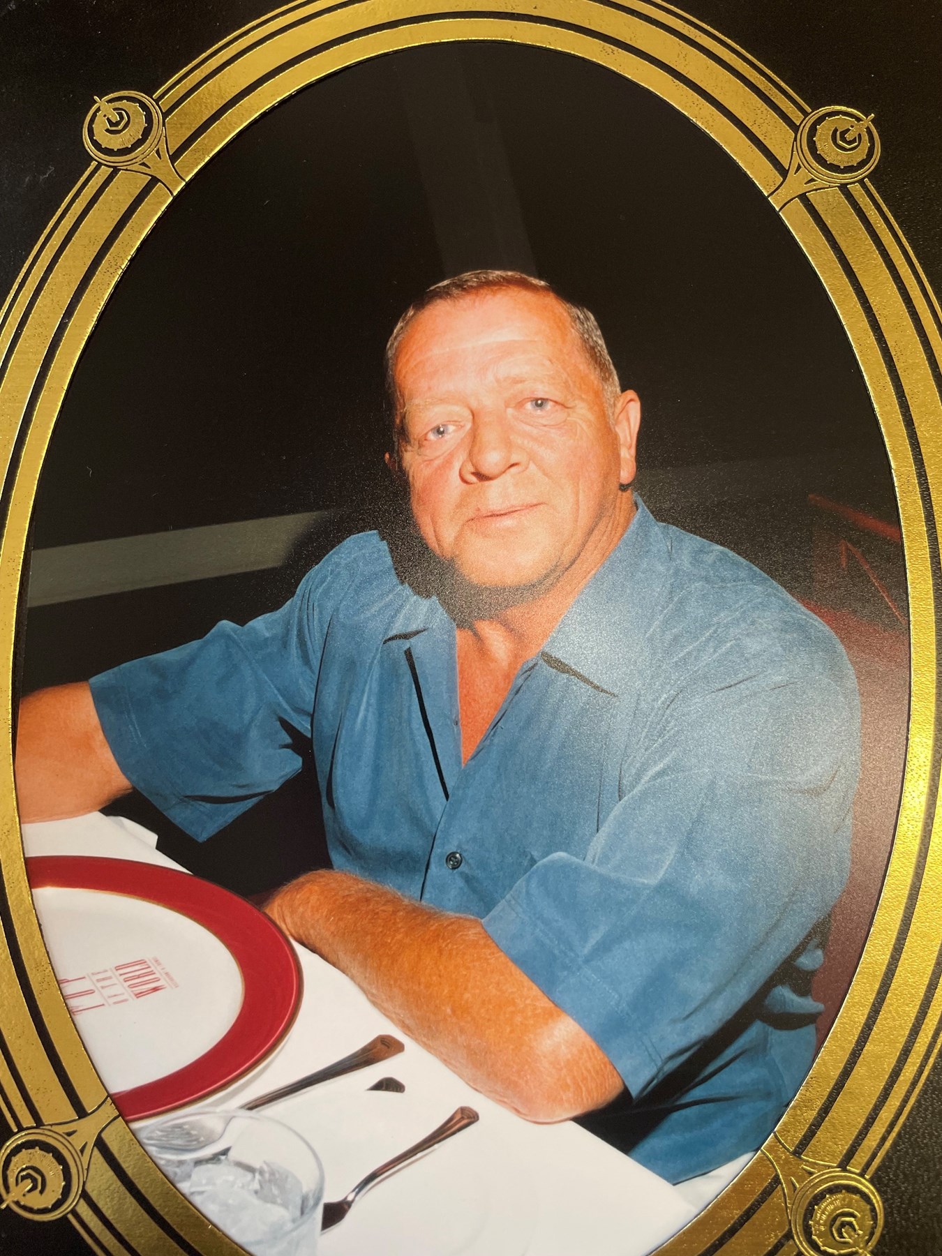 Obituario de Robert Lewis Tucker