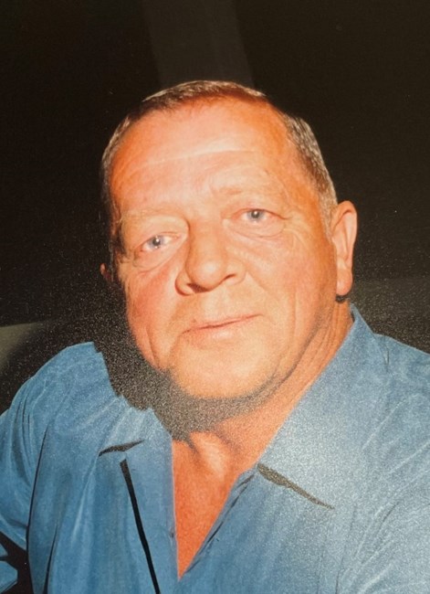 Obituario de Robert Lewis Tucker