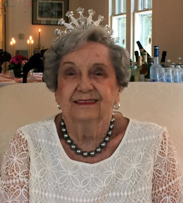 Obituario de Theresa M. Daniello