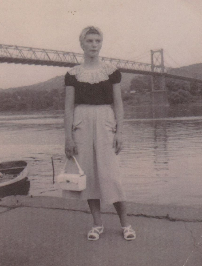 Obituary of Dolores Jane Woodward