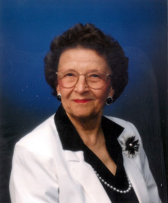 Obituario de Esther Helen Gies