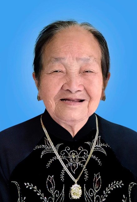 Obituary of Di Thi Tran