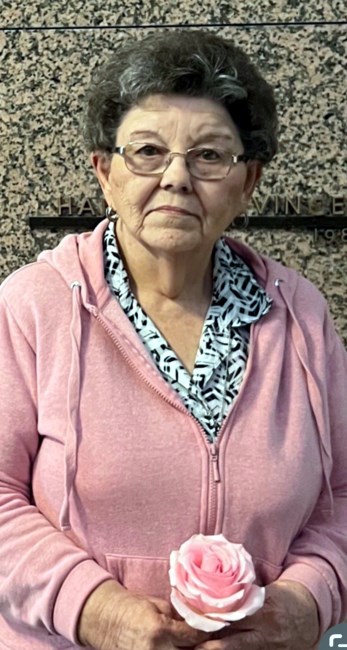 Obituary of Marian F Wells