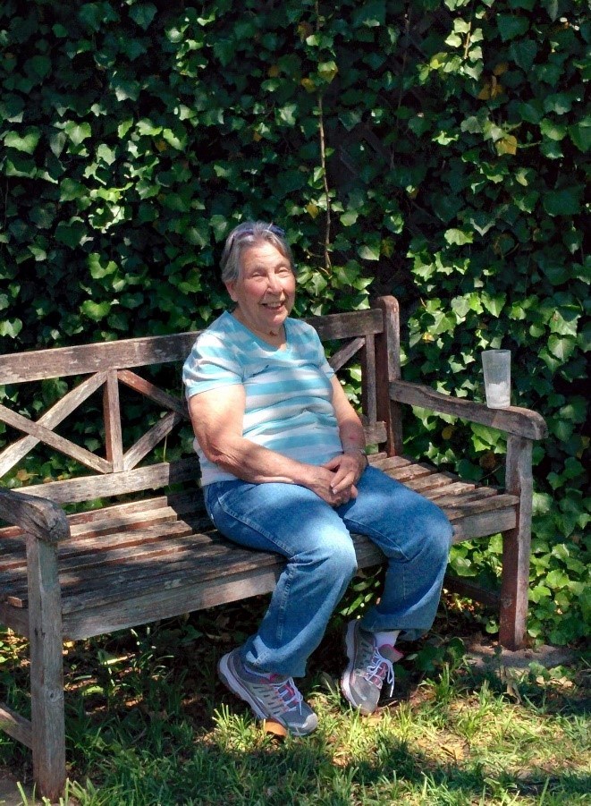 Obituary of Louella B Mercer