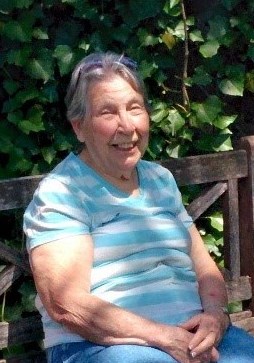 Obituary of Louella B Mercer