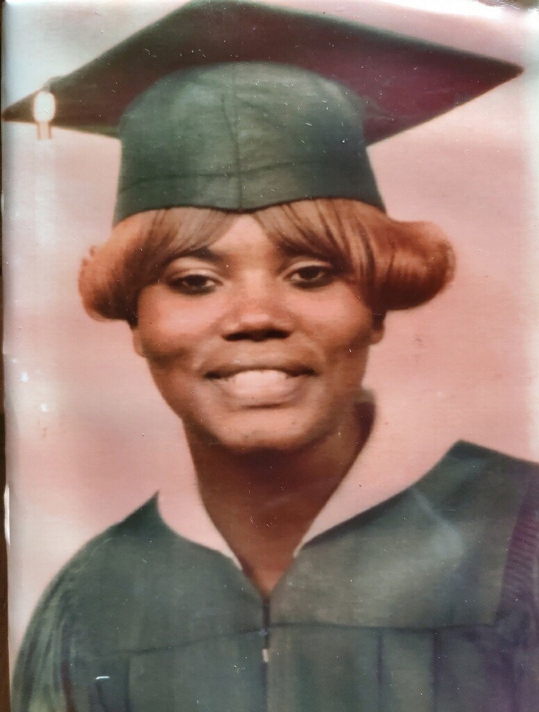 Obituary of Shirley Jewel Collins-Sweed