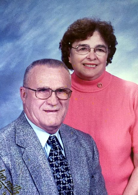 Obituary of Dorothy & Palmer Graphenteen