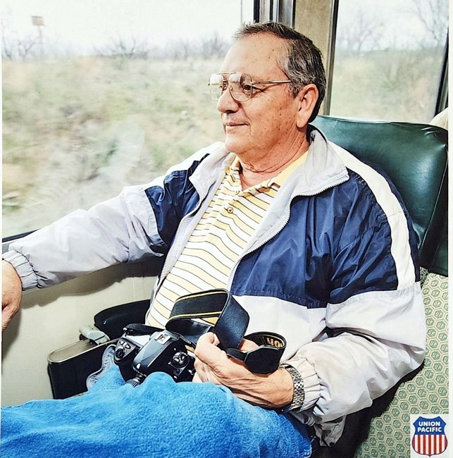 Obituary of Earl W Plagens