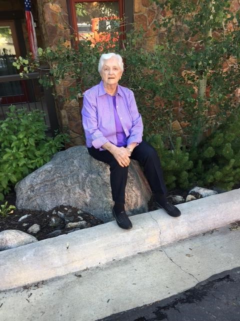 Obituary of Helen Slayton Hook