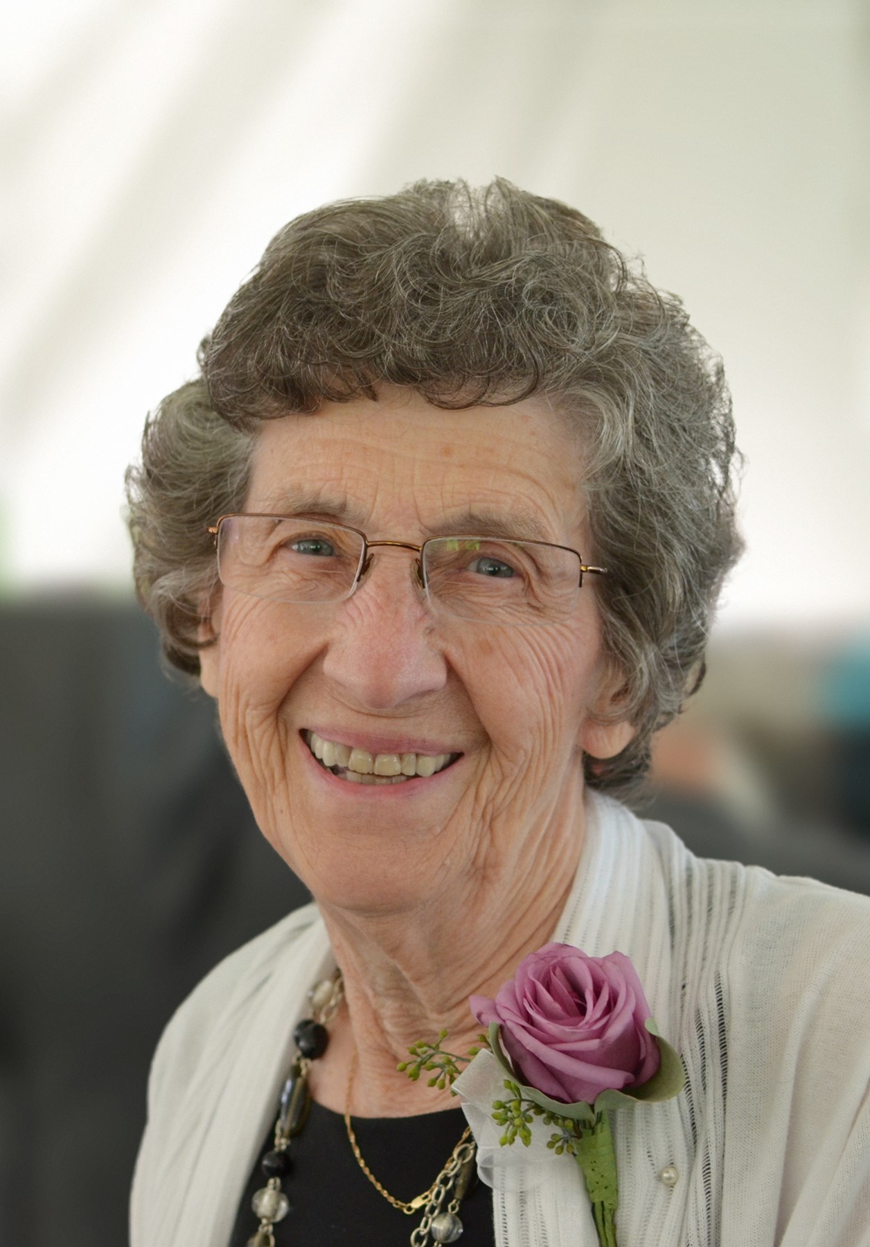 Obituary of Helen Elinor Dick