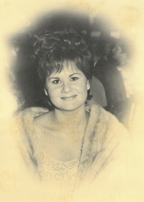 Obituary of Erna "Greta" Reed